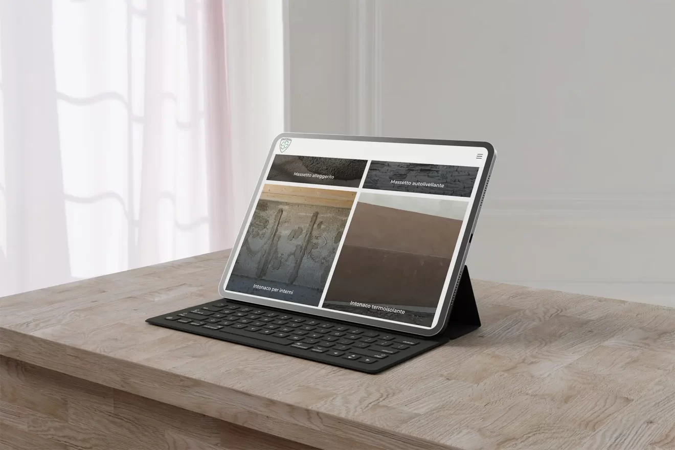 mockup tablet sito web creativa srl